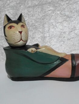 Katze im Schuh aus Holz balinesische Handarbeit - Rödermark