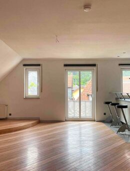 Viel Platz zum Wohlfühlen - Maisonette mit Galerie & zwei Balkonen - Kronach