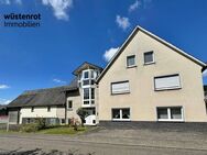 "Leben & Arbeiten auf dem Land - Zweifamilienhaus mit Scheunen und viel Raum für Ideen" - Mörsbach