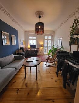 Stuckaltbau - Lage am Kollwitzplatz frei ab 01.08 25 - Berlin