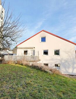 Viel Raum für Ihre Familie: ehemaliges Pfarrhaus in der Saas! - Bayreuth