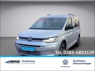 VW Caddy, 2.0 TDI Maxi Life 90KW, Jahr 2022 - Schwerin