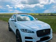 Jaguar F-Pace 30t 4x4 Portfolio Automatik/Tiptronic - Gersheim