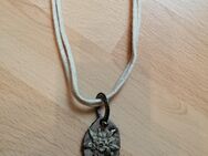 Trachten Halskette mit "Edelweiß"-Emblem - Augsburg
