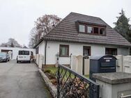 ** Einfamilienhaus mit großem Garten zum sofortigen Selbstbezug ** - München