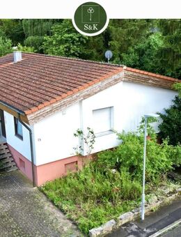 Einzigartiger Bungalow in ruhiger Ortsrandlage mit großem Garten und Ausbaupotenzial - Willstätt