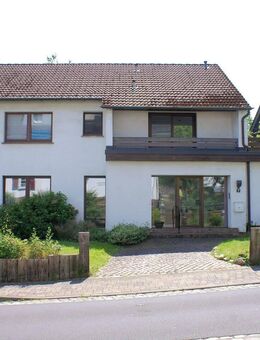 Einfamilienhaus mit Einliegerwohnung in zentraler Lage von Ruppichteroth - Ruppichteroth