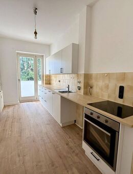 Altbau-Charme Nordstadt: 2-ZKB, Balkon inkl. Einbauküche - Hildesheim