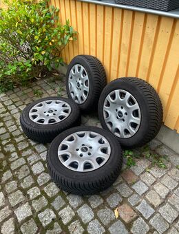 Vier 15 Zoll Mini Cooper Winter-Kompletträder 175/65 R15 88H von Michelin - 8mm - Recklinghausen