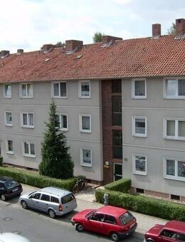 Gemütliche Wohnung mit Balkon! Küche kann vom Vormieter übernommen werden. - Braunschweig