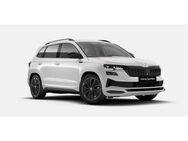 Skoda Karoq, 2.0 TDI Sportline Sportpaket Panodach digitales, Jahr 2024 - Lörrach