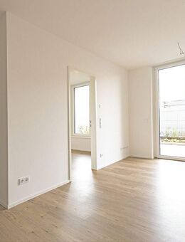 Altersgerechte Service-Wohnung mit Terrasse | Einbauküche | Bad mit ebenerdiger Dusche | 24h-Notruf - Gera