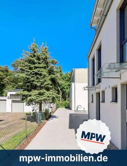 Townhouse im pulsierenden Adlershof! KfW40 - noch 2 Häuser verfügbar - Berlin