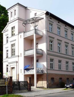 Bad Freienwalde, Wohnen am Park, 4-Raum-Wohnung mit Balkon 2. OG - Bad Freienwalde (Oder)