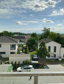 Helle 2-Zimmer Wohnung in guter Lage - Plauen
