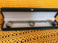 Set Schmuck versilbert 3 Ringe und Box, Versand überall möglich - Dresden