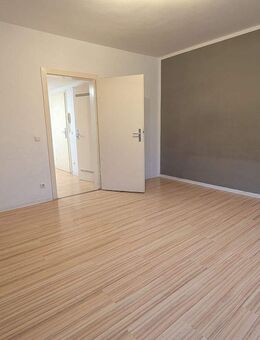 Charmante 3,5-Zimmer-Wohnung mit viel Platz und Balkon in Essen - Essen