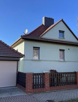 Ein- bis Zweifamilienhaus mit Wahnsinnsausblick auf die Weinregion - Naumburg (Saale)