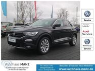 VW T-Roc, 1.5 TSI Sport, Jahr 2021 - Schwarzenfeld