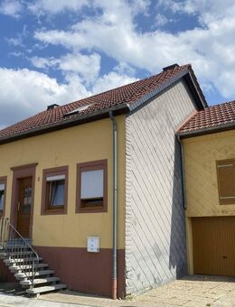 Solides Einfamilienhaus mit Potenzial! - Orenhofen