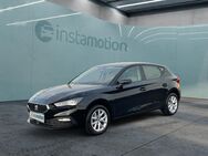 Seat Leon, Style eTSI |5-J-GAR||||, Jahr 2024 - München