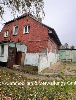 Sanierungsfähige Doppelhaushälfte in Pöglitz zu verkaufen! - Gremersdorf-Buchholz