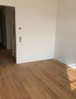Provisionsfrei, Neubau, Erstbezug, 2-Zimmer Wohnung im EG mit Loggia und Terrasse im Zollhafen - Mainz