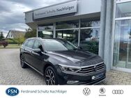 VW Passat Variant, 2.0 TDI Elegance, Jahr 2022 - Demmin