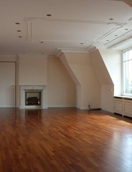 Exclusive Jugendstil-Maisonette auf 373 m² in absoluter Traumlage - Nürnberg
