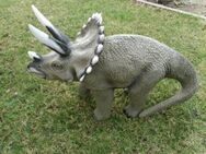 Triceratops Saurier Dekofigur Haus und Garten - Hergisdorf