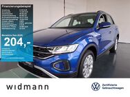 VW T-Roc, 1.0 Life 110, Jahr 2023 - Schwäbisch Gmünd