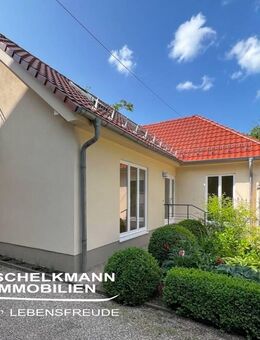 Zwei stilvoll modernisierte & bezugsbereite Eigentumswohnungen in separatem Wohnhaus - Arnstadt