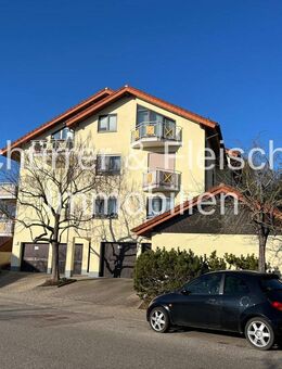 Zuhause über den Dächern - ruhige 3-Zimmer-DG-Wohnung mit 2 Balkonen und Weitblick - top gepflegt - Pforzheim