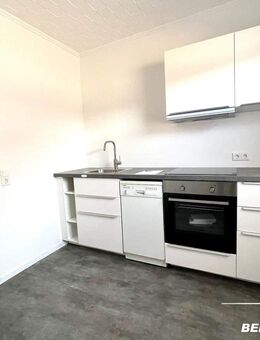 BERK Immobilien - 2-Zimmer-Wohnung mit Terrasse und Stellplatz in Feldrandlage von Kahl! - Kahl (Main)