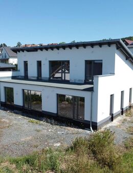 Architektenhaus mit Fernblick - Erstbezug in exklusiver Wohnlage - Kulmbach