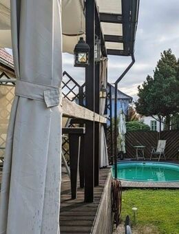 Traumhaftes Einfamilienhaus in Falkensee mit beheiztem Pool - unschlagbarer Preis unter 500.000 €! - Falkensee