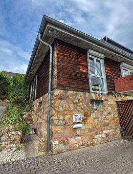 Strinz-Trinitatis: Charmantes Holzrahmenhaus auf Traumgrundstück! - Hünstetten