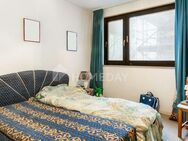 Behagliches Wohnen mit Charme: 2-Zimmer-Wohnung mit überdachtem Balkon - Frankfurt (Main)