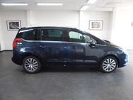 Peugeot 5008 Allure 7 Sitze Panorama Kamera TÜV 06/2026 - Asperg