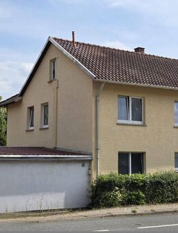 Privatverkauf - Stadtrand von Kronach: Großes Haus mit Garten & vielen Nutzungsmöglichkeiten - Kronach