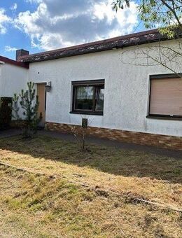 Schöner und massiver Wochenendbungalow in super Lage - Pößneck