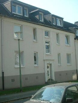 ** Modernisierte 2-Zi-Wohnung mit Loggia und modernem Duschbad in beliebter Lage von Frohnhausen ** - Essen