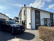 Exklusives Einfamilienhaus mit Garage und Pool in Groß Düngen zu verkaufen. - Bad Salzdetfurth
