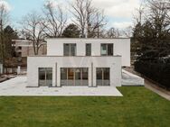 Designer Villa auf privatem Seegrundstück direkt Am Großen Wannsee - Berlin