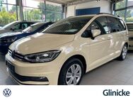 VW Touran, 2.0 TDI Taxi Trendline (150 ), Jahr 2022 - Erfurt