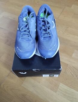 Laufschuhe True Motion - Remscheid