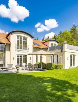 Exklusives Architekten-Haus mit Traumgarten und Wärmepumpe in idyllischer Lage - Hohenbrunn