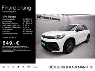 VW Tiguan, 2.0 TDI R-Line, Jahr 2024 - Eschborn