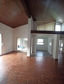 Helle Doppelhaushälfte mit traumhaftem Weitblick in Wertheim - Ihr neues Zuhause wartet! - Wertheim