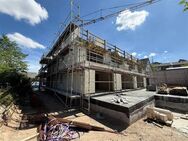 Hochwertige Neubauwohnung mit zwei Dachterrassen - KfW Programm "Klimafreundlicher Neubau" - in zentraler Lage von Feucht - Feucht